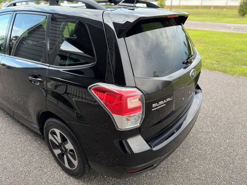 Used 2018 Subaru Forester 2.5i Premium AWD/4WD image 7