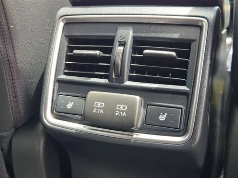 Used 2022 Subaru Forester Touring AWD/4WD image 11