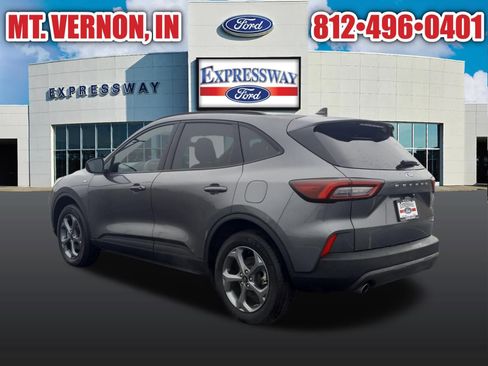 Used 2025 Ford Escape ST-Line image 9