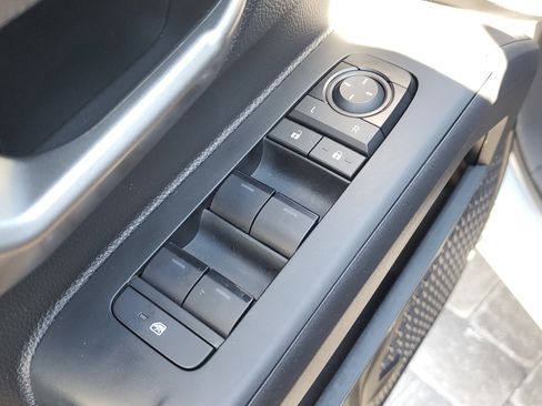 Used 2024 Toyota Tacoma TRD Sport image 23