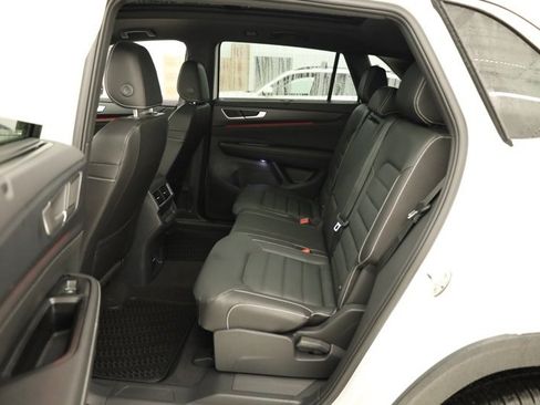 New 2026 Volkswagen Atlas Cross Sport SEL image 34