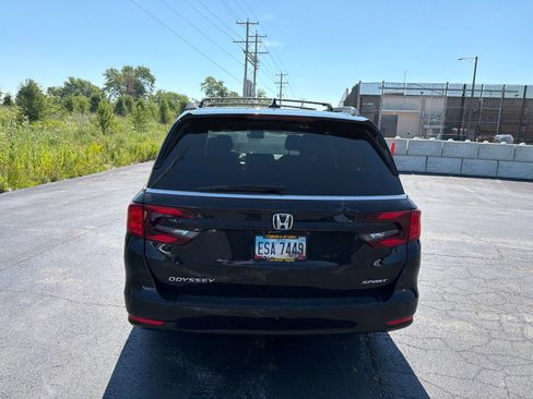 Used 2023 Honda Odyssey Sport image 5