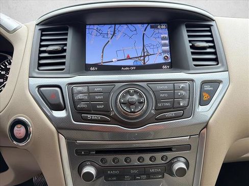 Used 2018 Nissan Pathfinder SL w/ SL Premium Package image 19