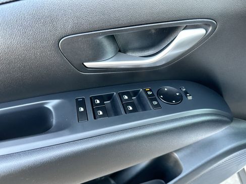 Used 2025 Hyundai Santa Cruz SE image 13