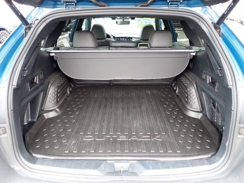 Used 2022 Subaru Outback Wilderness w/ Wilderness Package image 9