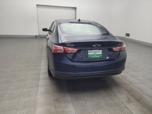 Used 2021 Chevrolet Malibu LT w/ Leather Package FWD image 6
