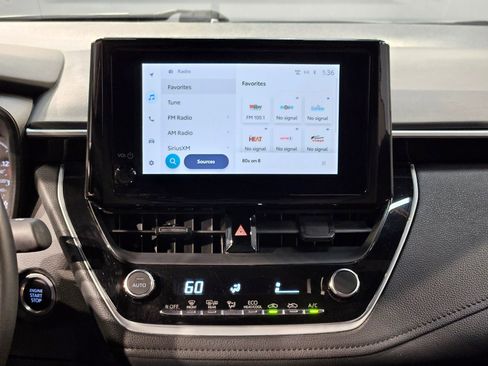 Used 2024 Toyota Corolla SE image 16