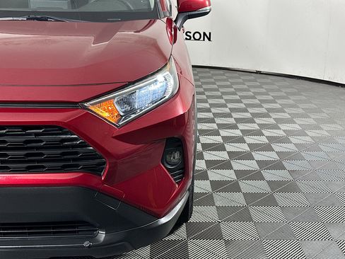 Used 2019 Toyota RAV4 XLE image 9