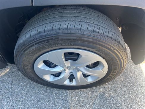 Used 2024 Toyota RAV4 LE image 14