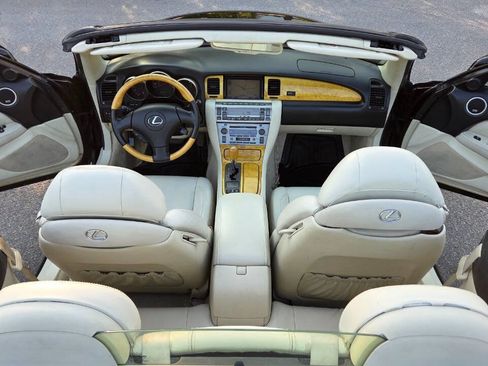 Used 2003 Lexus SC 430 Convertible RWD image 34