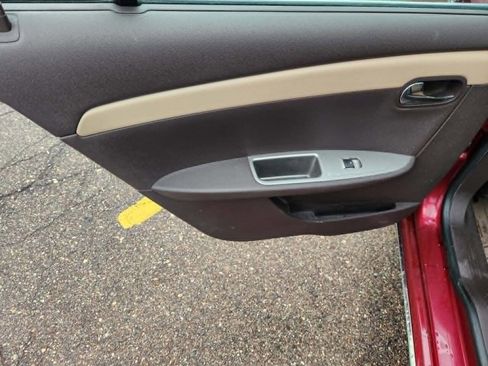 Used 2008 Chevrolet Malibu LTZ image 12