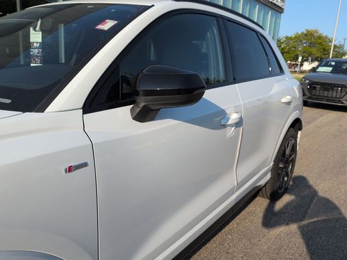 New 2025 Audi Q3 2.0T Premium image 34