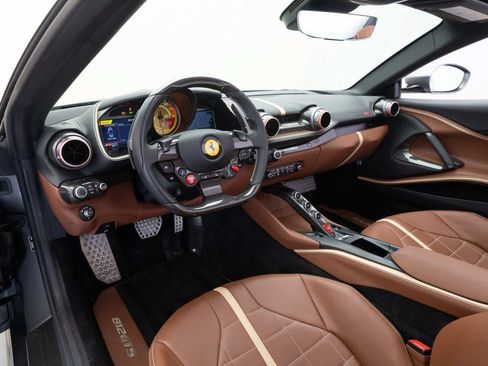 Used 2022 Ferrari 812 GTS RWD image 12