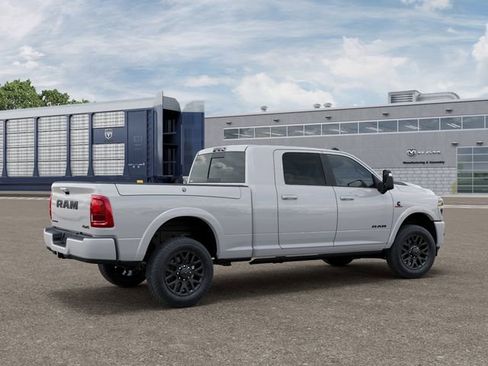 New 2026 RAM 3500 Limited AWD/4WD image 4