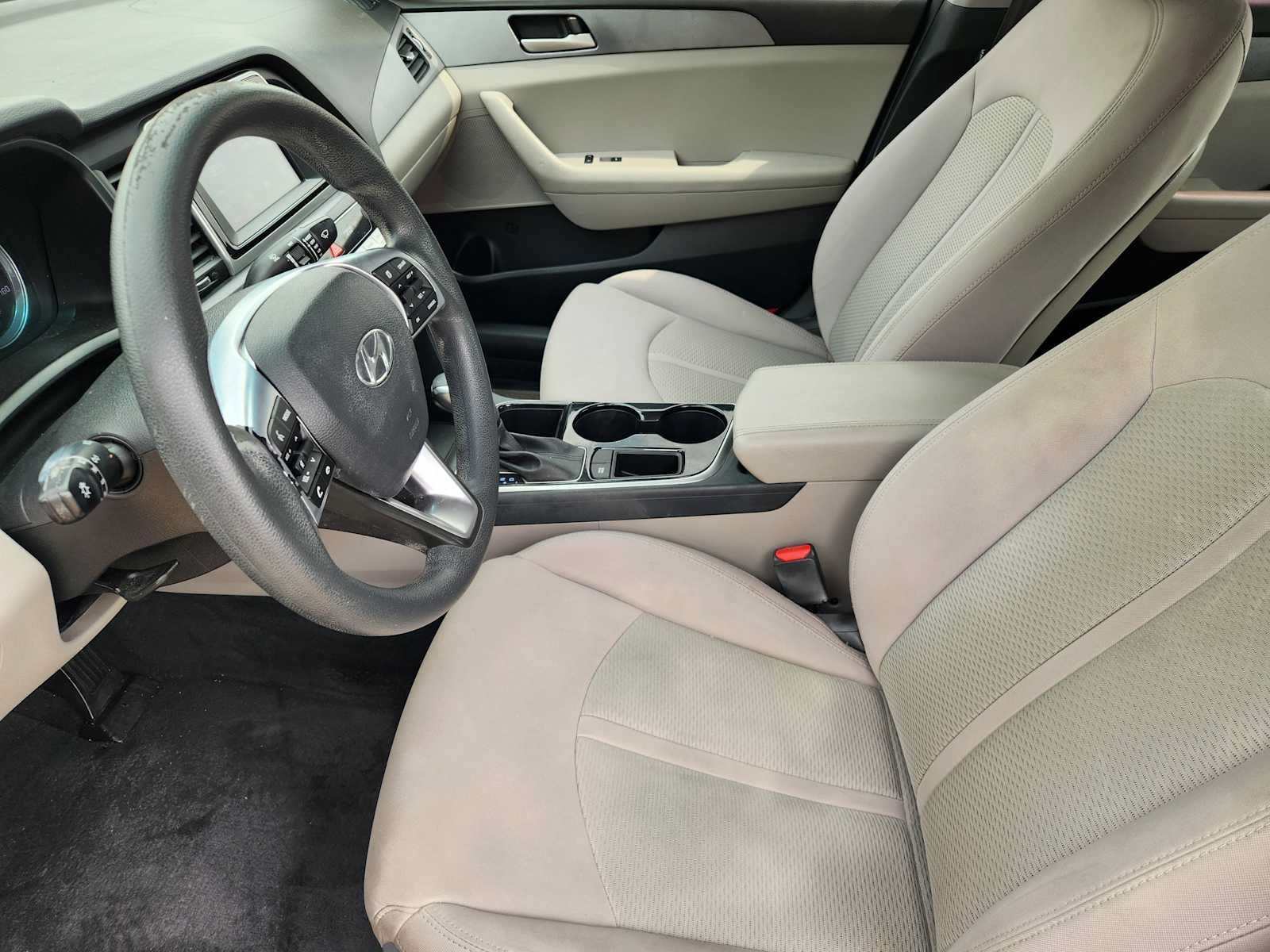 Used 2018 Hyundai Sonata SE FWD image 12