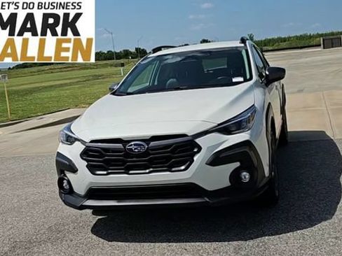 Used 2024 Subaru Crosstrek 2.5i Limited AWD/4WD image 3