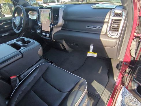New 2025 RAM 1500 Laramie AWD/4WD image 39