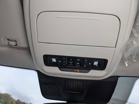 New 2025 Ford Expedition Platinum w/ Driver's Package image 29