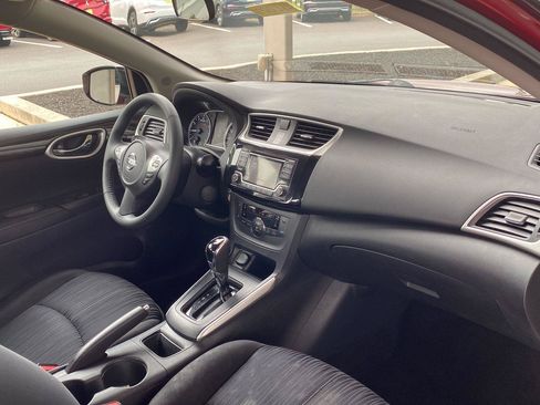 Used 2018 Nissan Sentra SV FWD image 19