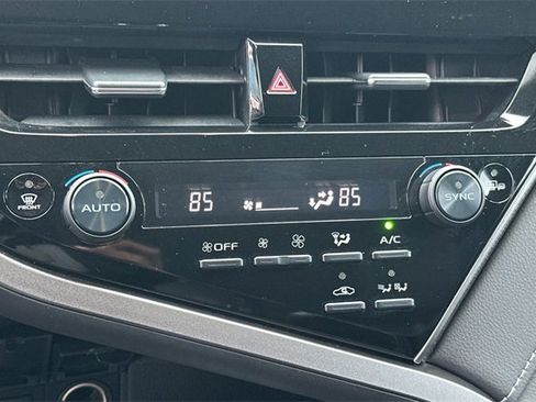 Used 2021 Toyota Camry XSE image 20