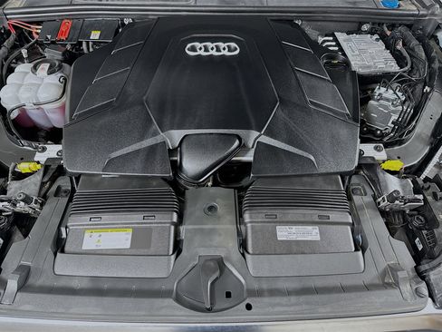 Used 2025 Audi Q7 3.0T Premium Plus image 31