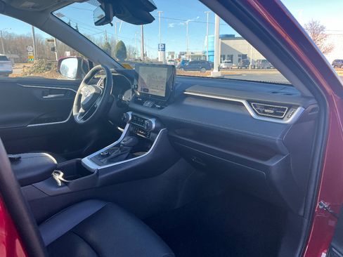 Used 2024 Toyota RAV4 Limited image 14