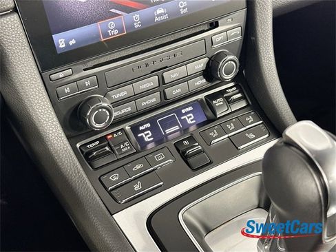 Used 2018 Porsche 718 Cayman GTS image 24