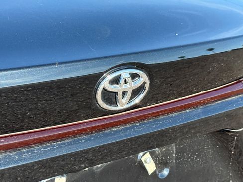 Used 2024 Toyota Corolla LE FWD image 8