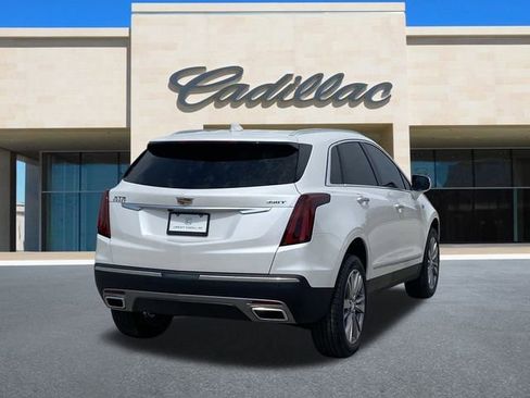 New 2025 Cadillac XT5 Premium Luxury FWD image 6