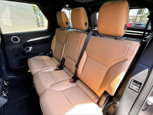 New 2026 Land Rover Discovery Dynamic SE AWD/4WD image 10