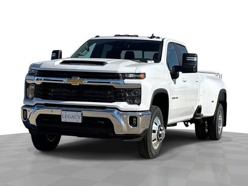 New 2026 Chevrolet Silverado 3500 LT w/ Safety Package AWD/4WD image 1