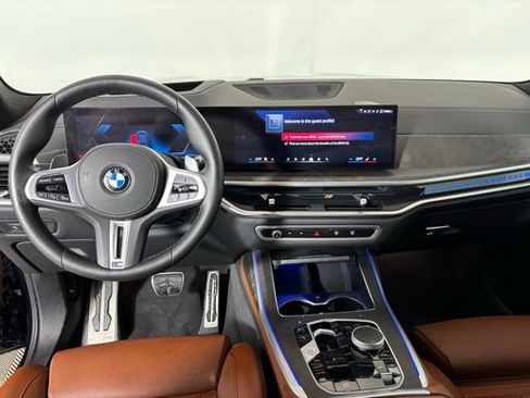 Certified 2025 BMW X7 M60i AWD/4WD image 12