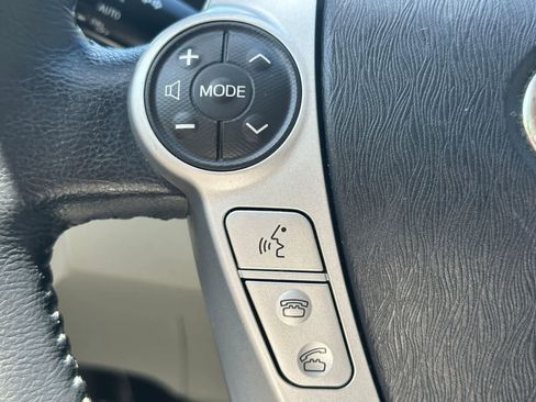 Used 2014 Toyota Prius Four FWD image 25