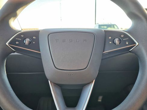 Used 2024 Tesla Model 3 Standard Range image 26