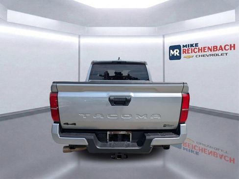 Used 2024 Toyota Tacoma TRD Off-Road AWD/4WD image 5