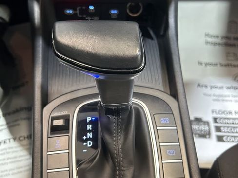 Used 2024 Hyundai Kona SEL image 33