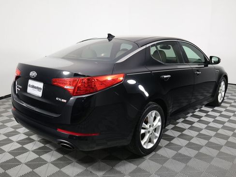 Used 2013 Kia Optima EX w/ Premium Pkg image 2