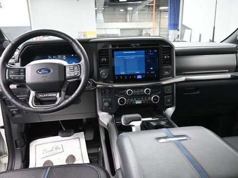 Certified 2025 Ford F150 Platinum w/ FX4 Off-Road Package AWD/4WD image 22