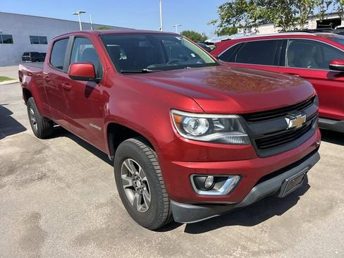 Used 2015 Chevrolet Colorado Z71 AWD/4WD image 3