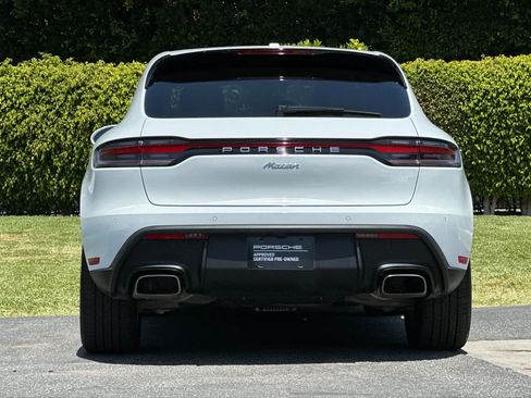 Certified 2025 Porsche Macan AWD/4WD image 7