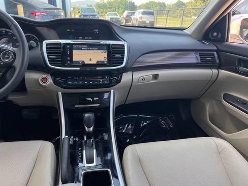 Used 2016 Honda Accord EX-L image 14