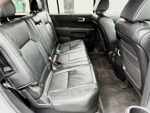 Used 2011 Honda Pilot Touring image 12