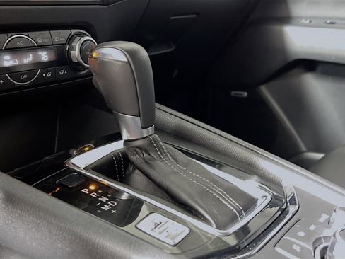 Used 2017 MAZDA CX-5 Touring w/ Preferred Equipment Package image 24