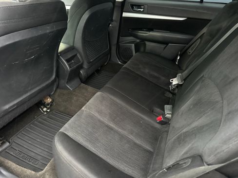 Used 2014 Subaru Outback 2.5i image 10