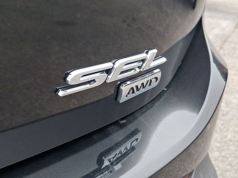 Used 2018 Ford Edge SEL w/ Equipment Group 201A image 30