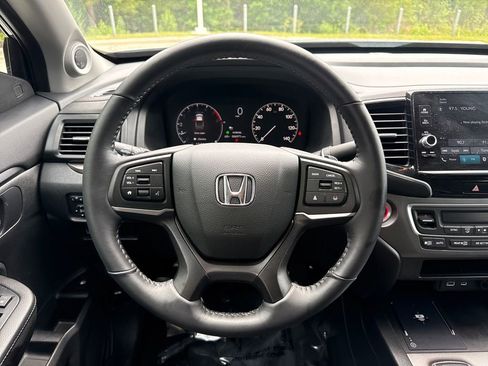 Certified 2025 Honda Ridgeline Sport+ image 16