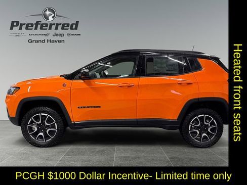 New 2026 Jeep Compass Trailhawk image 9