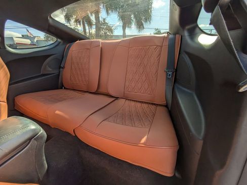 Used 2013 Hyundai Genesis 3.8 image 13