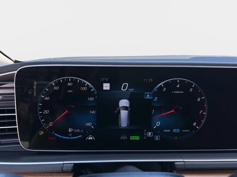 Used 2021 Mercedes-Benz GLS 580 4MATIC image 26