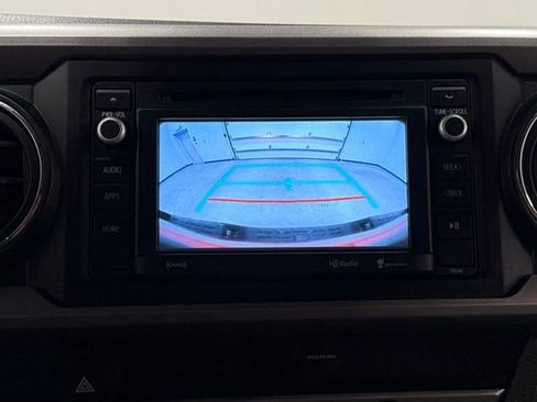 Used 2019 Toyota Tacoma SR5 image 28